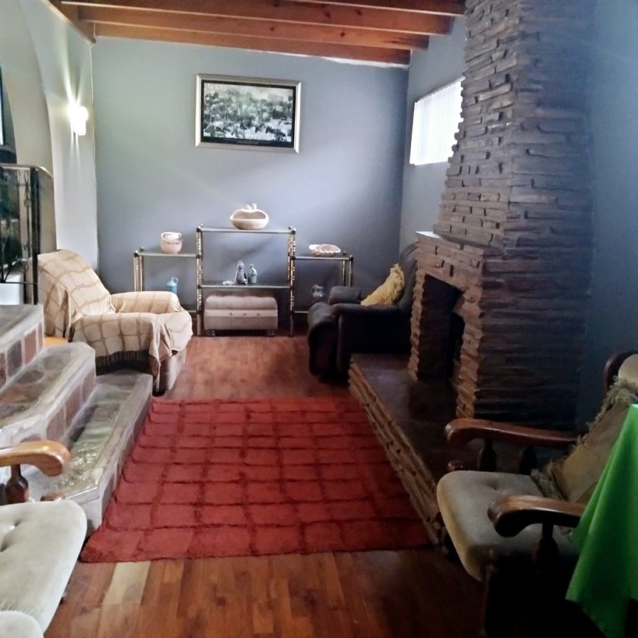 5 Bedroom Property for Sale in Greenfields Eastern Cape